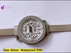 Il est à l'intérieur.